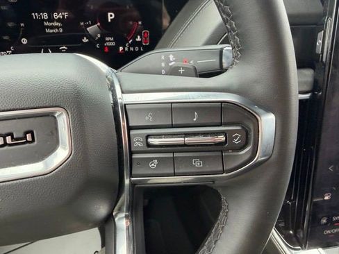 Certified 2025 GMC Yukon Denali AWD/4WD image 25