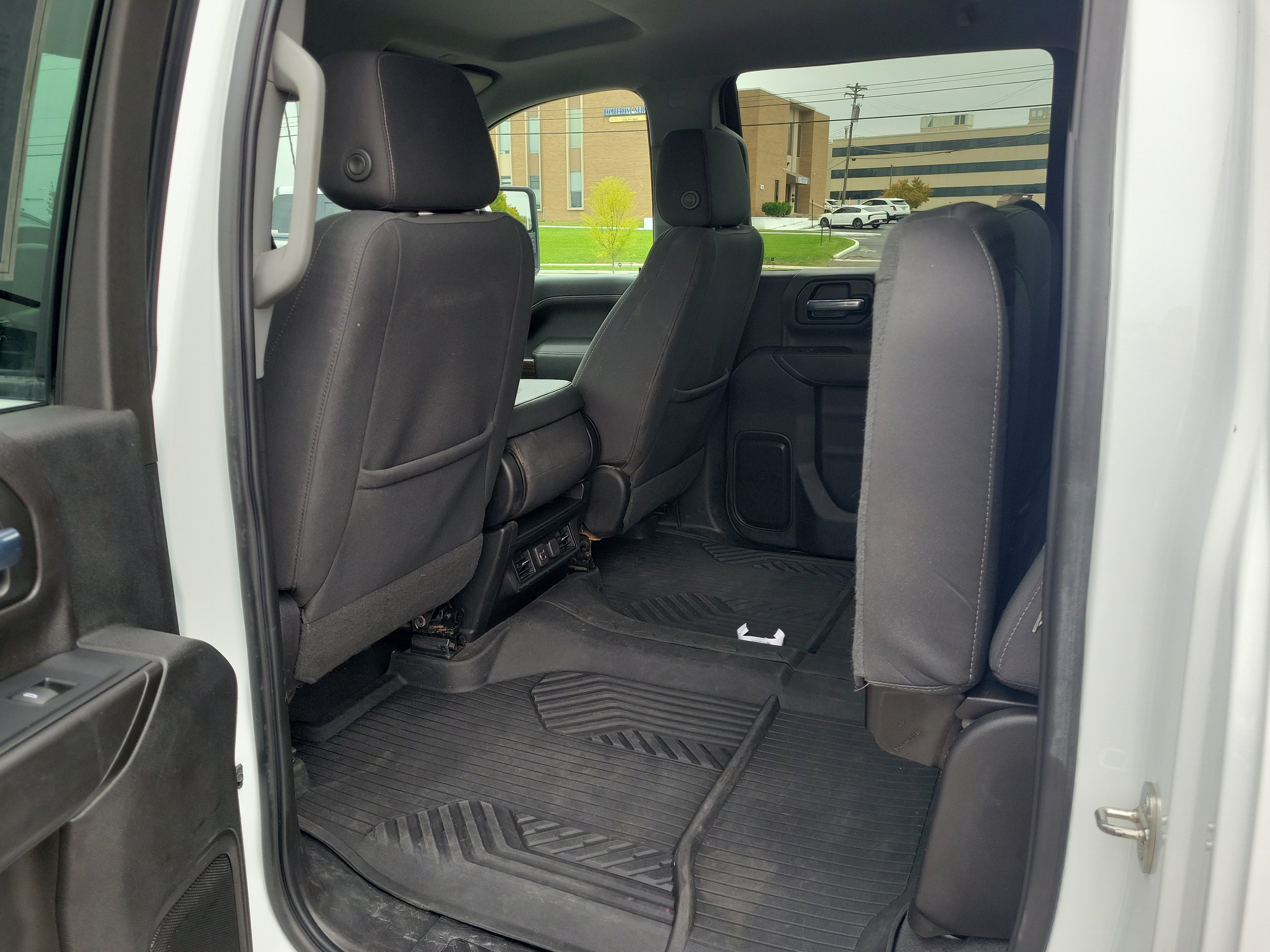 Used 2023 Chevrolet Silverado 2500 LT w/ Convenience Package AWD/4WD image 12