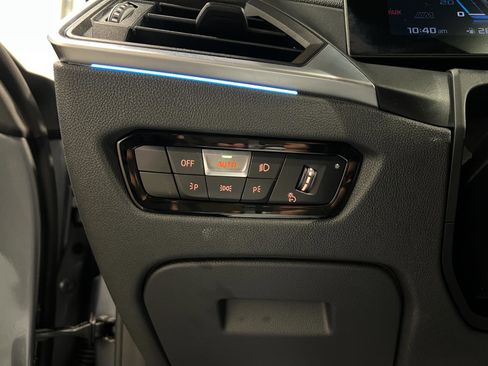 Used 2024 BMW M4 Coupe w/ M Carbon Exterior Package image 17