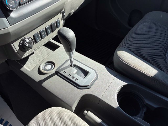 Used 2020 Nissan Frontier SV w/ Midnight Edition Floor Mats AWD/4WD image 37
