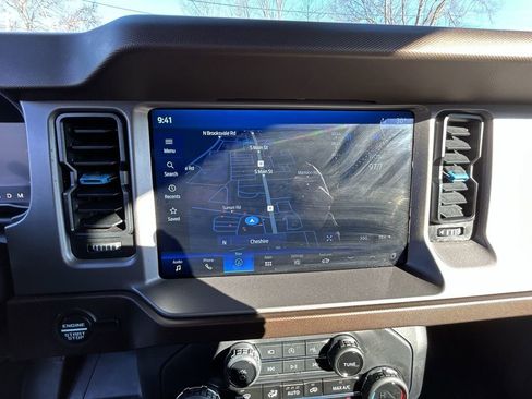 Used 2023 Ford Bronco Outer Banks image 18