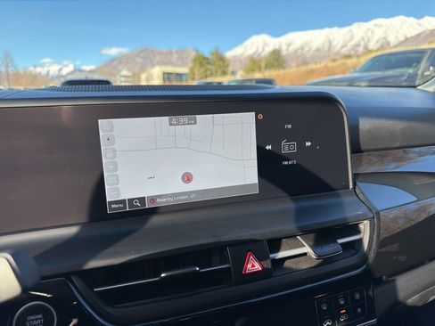 Certified 2024 Kia Seltos S image 17