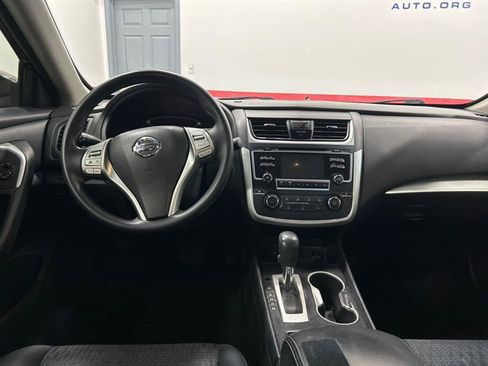 Used 2016 Nissan Altima 2.5 S w/ Power Driver Seat Package image 11