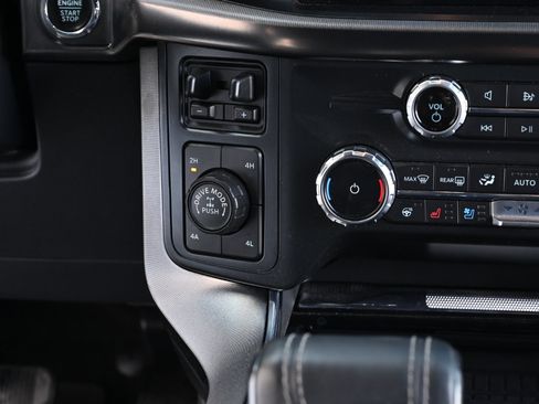Used 2022 Ford F150 Platinum w/ FX4 Off-Road Package AWD/4WD image 59