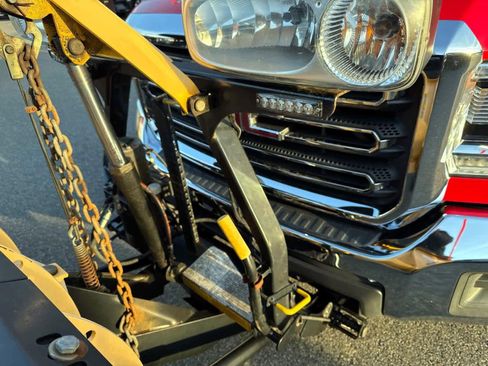 Used 2017 GMC Sierra 2500 4x4 Regular Cab w/ Sierra Convenience Package image 16