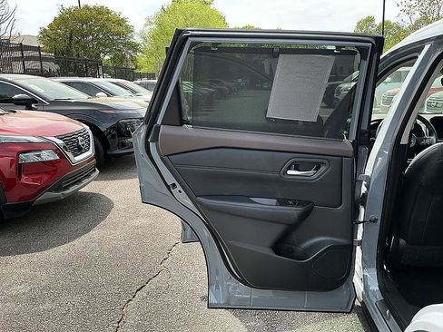 Certified 2023 Nissan Rogue SL w/ SL Premium Package image 25