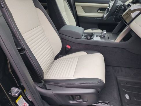 New 2026 Land Rover Discovery Sport Landmark AWD/4WD image 18