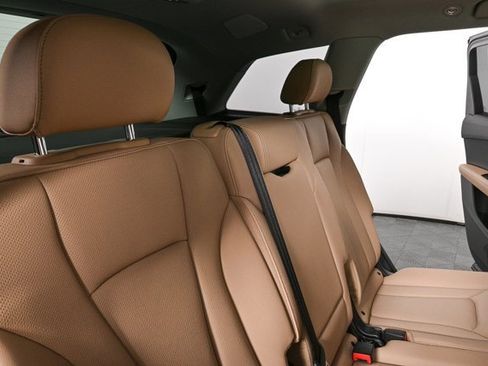 New 2025 Audi Q7 3.0T Premium Plus image 24