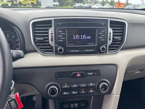 Used 2018 Kia Sportage LX AWD/4WD image 13