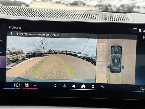 New 2026 BMW 530i xDrive image 14