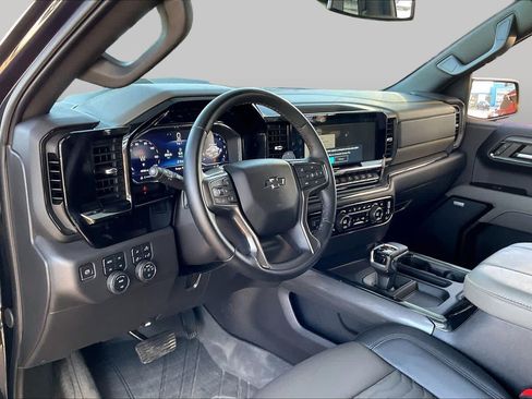 Used 2024 Chevrolet Silverado 1500 ZR2 AWD/4WD image 16