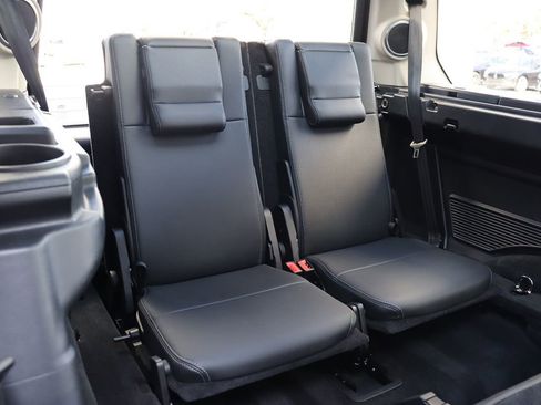 Used 2016 Land Rover LR4 HSE Silver Edition image 41