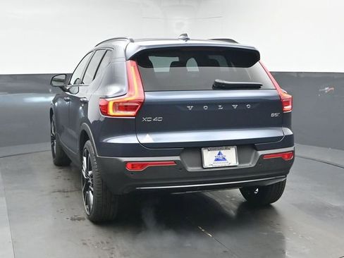 New 2026 Volvo XC40 B5 Ultra w/ Protection Package Premier image 7