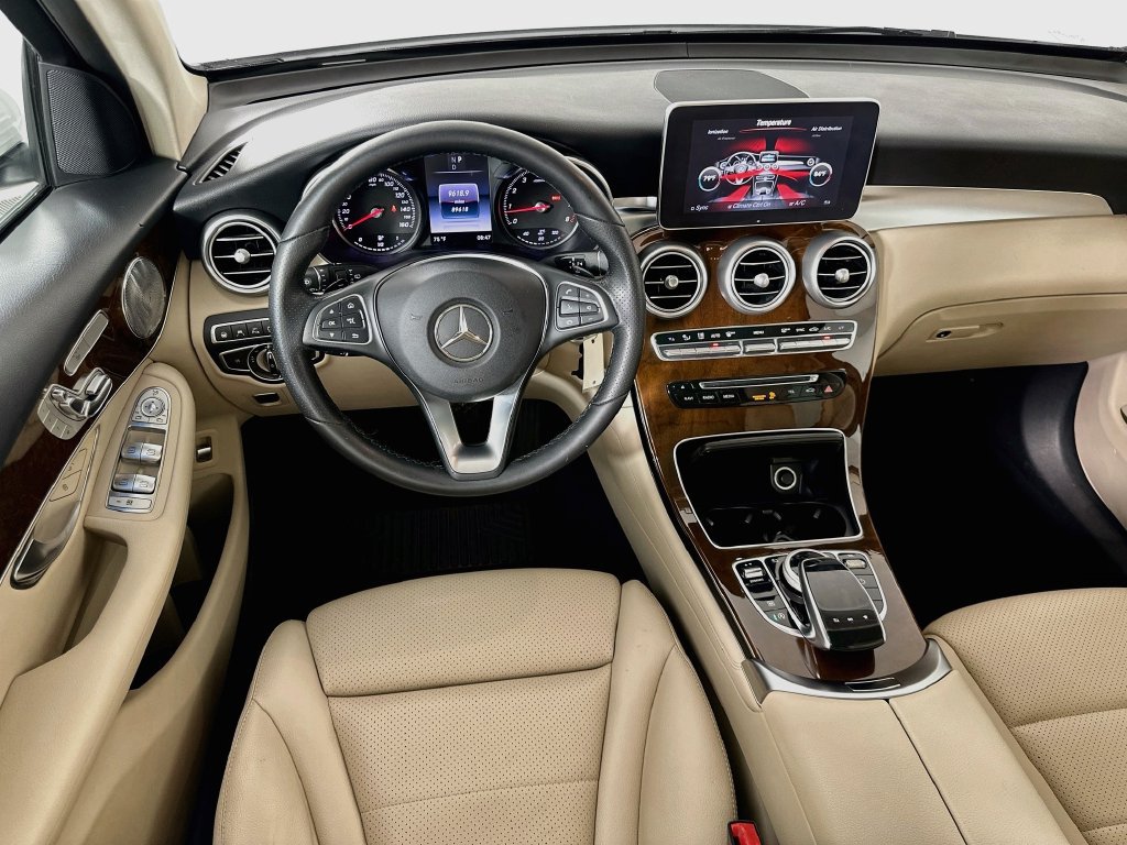 Used 2017 Mercedes-Benz GLC 300 image 23