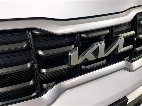 Used 2024 Kia Telluride S FWD image 29