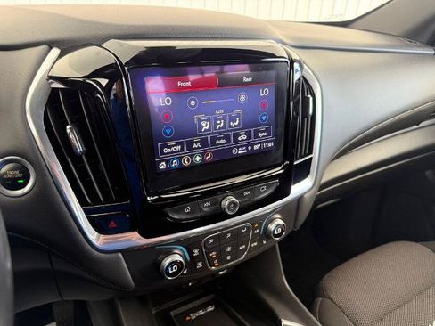 Used 2022 Chevrolet Traverse LT w/ LPO, Floor Liner Package AWD/4WD image 4