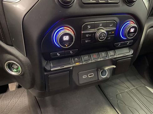 Used 2021 Chevrolet Silverado 1500 RST w/ Z71 Off-Road Package image 24