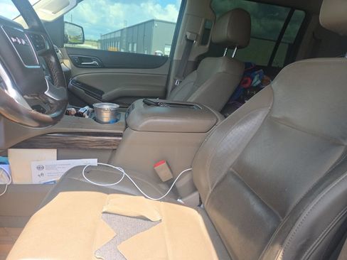 Used 2019 GMC Yukon XL SLT RWD image 25