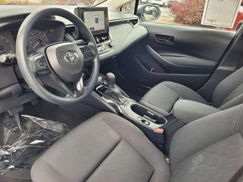 Used 2024 Toyota Corolla LE FWD image 12