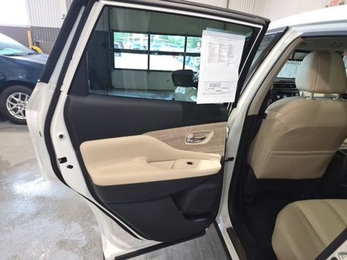 Certified 2023 Nissan Murano SL w/ SL Moonroof Package AWD/4WD image 21