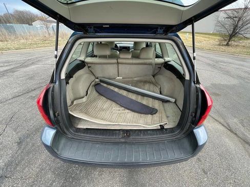 Used 2007 Subaru Outback 2.5i Limited AWD/4WD image 25