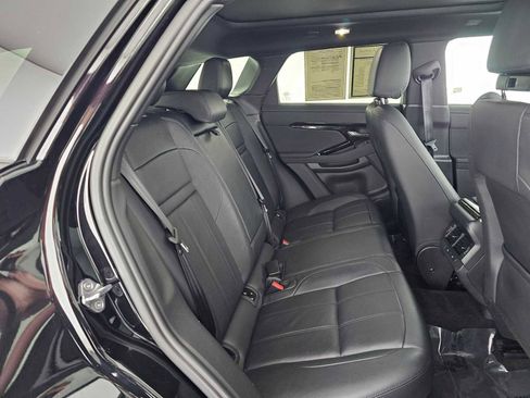 Used 2024 Land Rover Range Rover Evoque Dynamic SE image 12