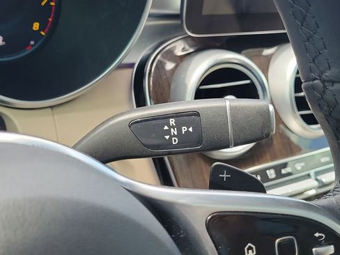 Used 2022 Mercedes-Benz GLC 300 image 25