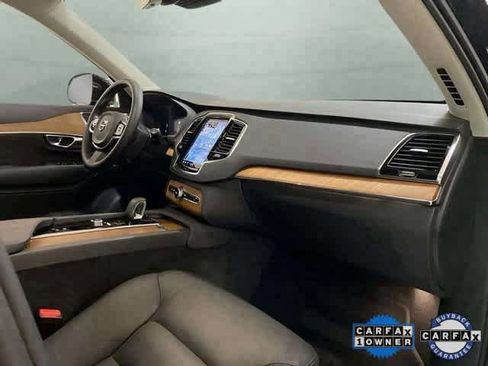 Used 2025 Volvo XC90 B6 Plus image 6