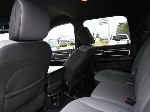 Used 2024 RAM 3500 Big Horn image 20