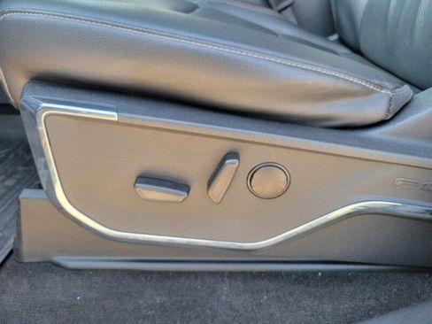 Used 2022 Ford F150 Lariat image 25