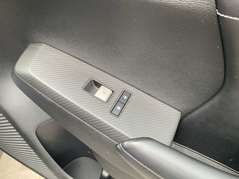 Used 2022 Mitsubishi Outlander SE image 35