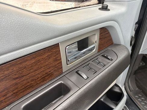 Used 2013 Ford F150 Lariat w/ Luxury Equipment Group image 15