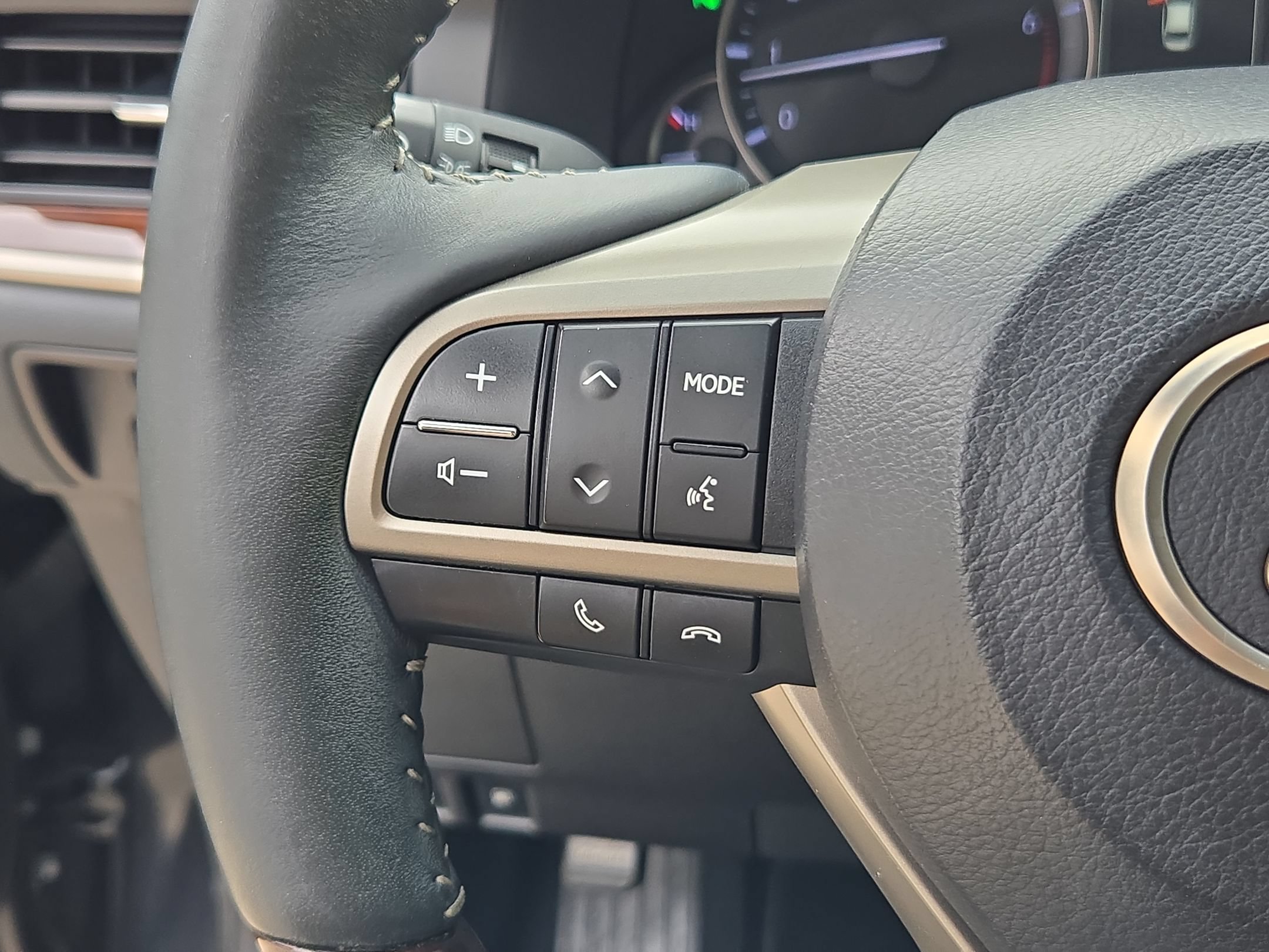 Used 2018 Lexus ES 350 w/ Luxury Package w/Wood Trim FWD image 20