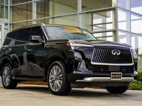 Certified 2025 INFINITI QX80 Sensory AWD/4WD image 6