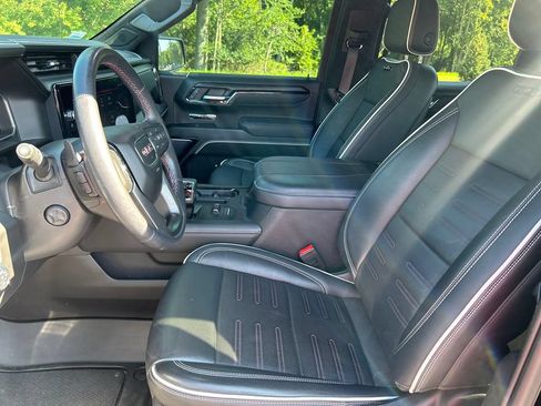 Used 2023 GMC Sierra 1500 AT4X AWD/4WD image 12