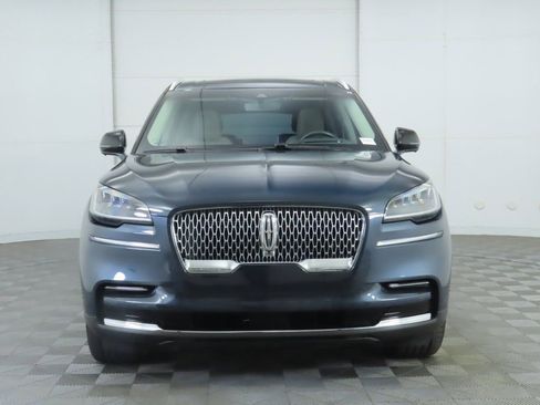 Used 2022 Lincoln Aviator Reserve w/ Equipment Group 201A image 2