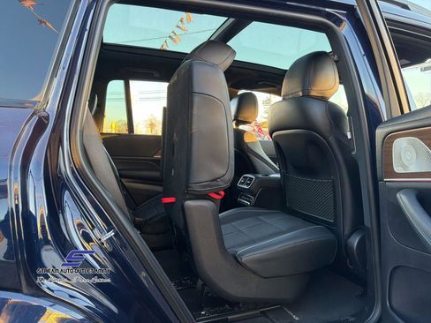 Used 2022 Mercedes-Benz GLS 450 4MATIC image 25