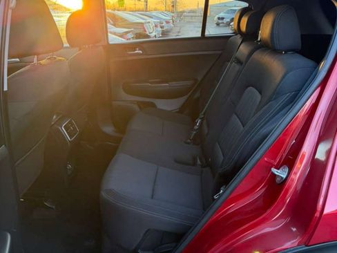 Used 2022 Kia Sportage LX image 16