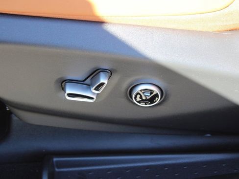 New 2026 Chrysler Pacifica Pinnacle image 27