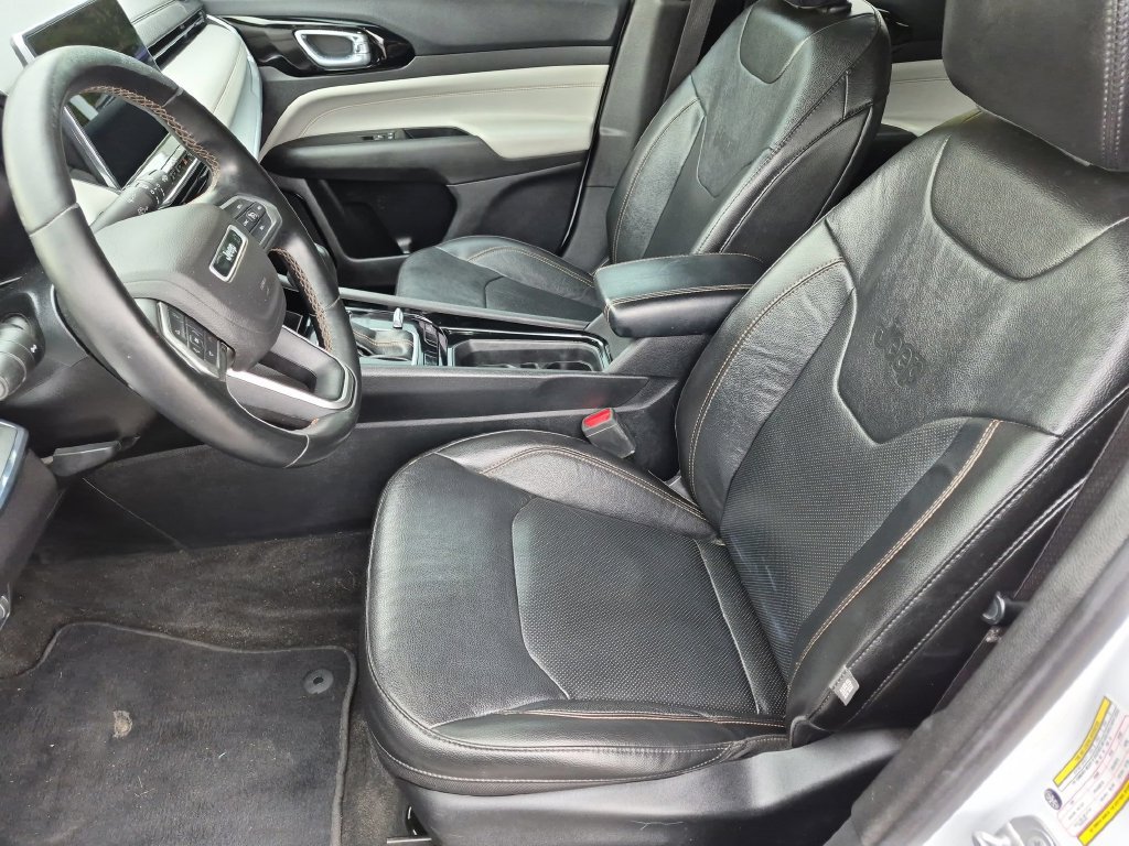 Used 2022 Jeep Compass Limited AWD/4WD image 14