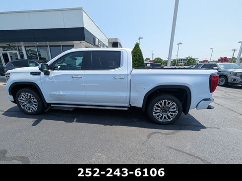 Used 2026 GMC Sierra 1500 Denali Ultimate AWD/4WD image 8