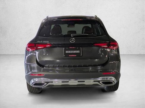 New 2026 Mercedes-Benz GLC 300 image 8