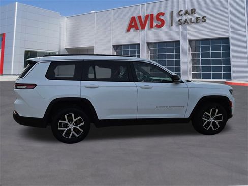 Used 2024 Jeep Grand Cherokee L Limited w/ Luxury Tech Group II image 7