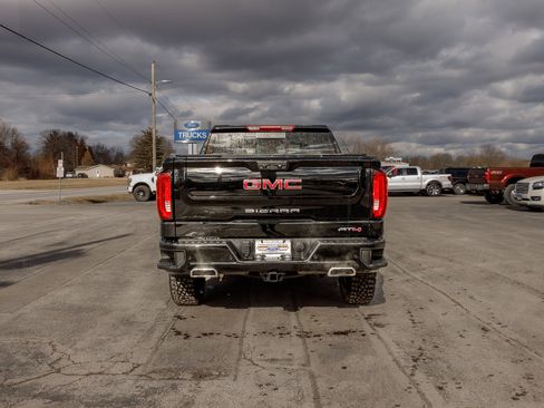 Used 2024 GMC Sierra 1500 AT4 w/ AT4 Carbonpro Edition image 5