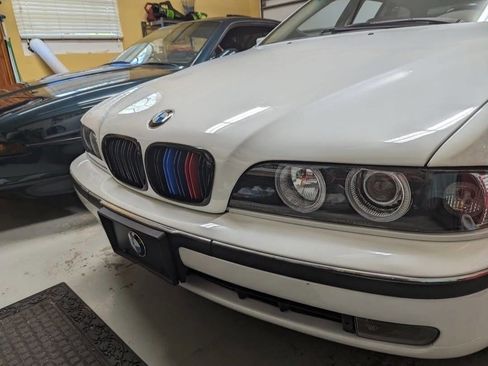 Used 2000 BMW 528i 528i 4dr Wagon image 5