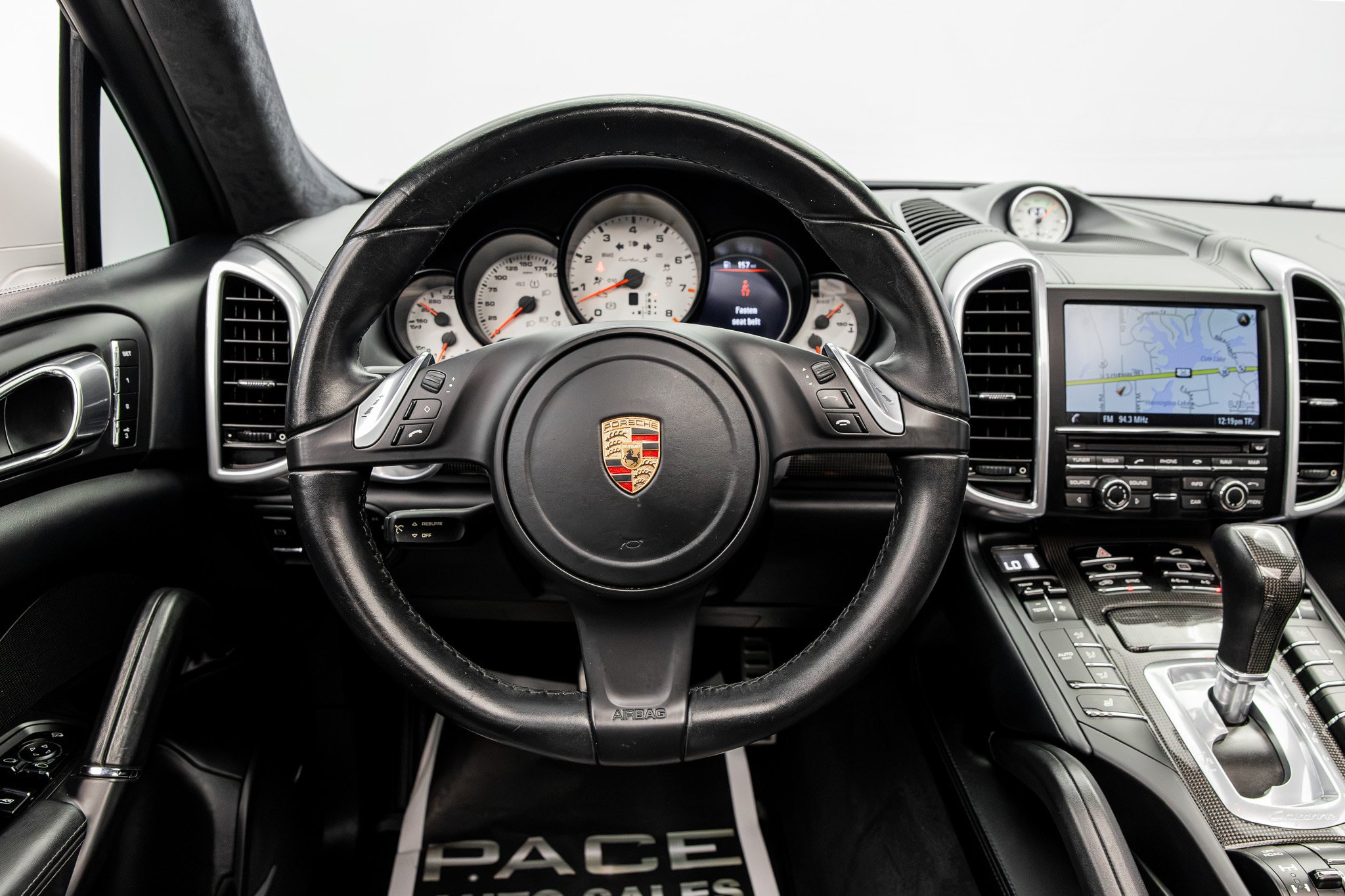 Used 2014 Porsche Cayenne Turbo S AWD/4WD image 40