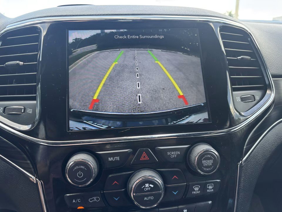 Used 2021 Jeep Grand Cherokee Limited RWD image 13