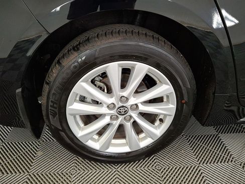 Certified 2025 Toyota Corolla LE w/ LE Premium Package FWD image 18