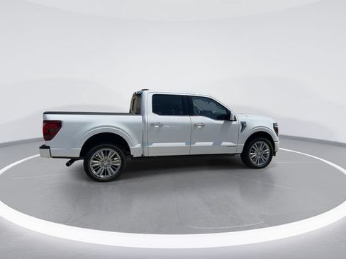 Used 2025 Ford F150 Platinum w/ Equipment Group 703A Plus AWD/4WD image 7