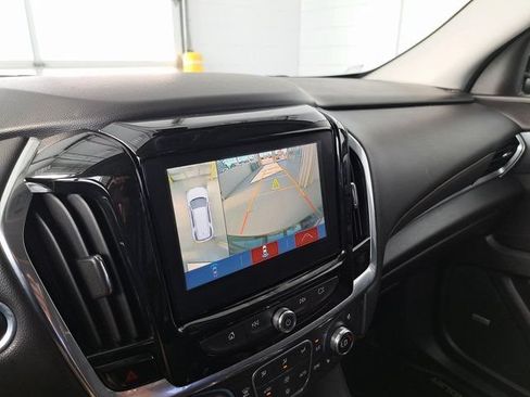 Used 2019 Chevrolet Traverse Premier w/ LPO, Blackout Package AWD/4WD image 12